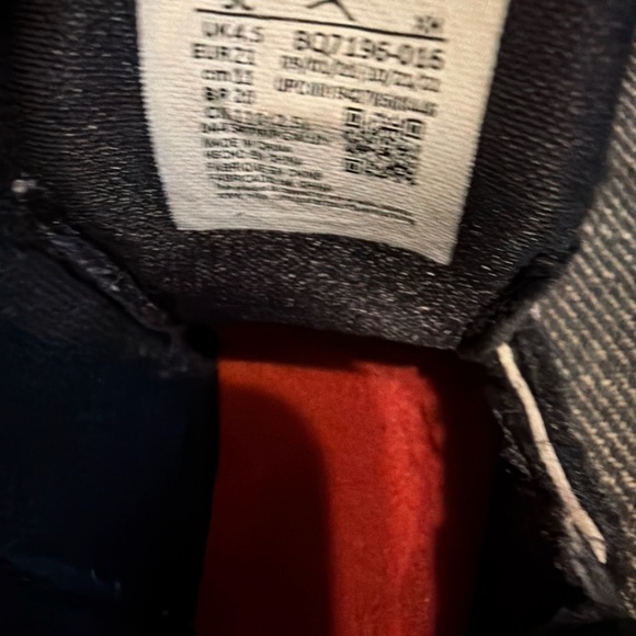 Nike Sky Jordan 1  Banned BQ7196-001 Size 5C Infant Shoes Gym Red RARE  Shoes - Picture 5 of 6